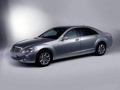 Sharlock Retz 400px-Mercedes_S_Guard