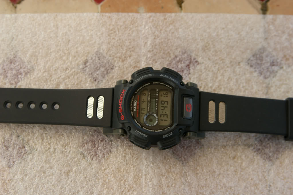 Une G-Shock DW9052 Equipression de plus sur le Forum !!!!!!  DSC06994