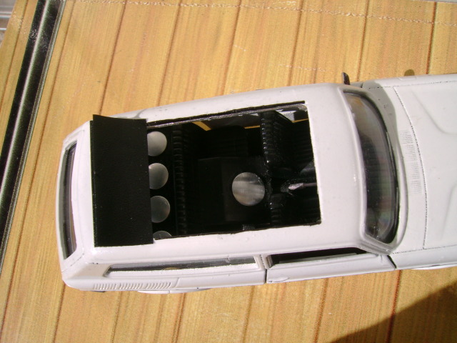 VW Variant 1/43 - Ragtop DSC08053