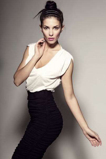 Sona Skoncova - Miss Slovak Republic International 2009 (Official Thread) - Page 2 13965_170154460865_516095865_339844