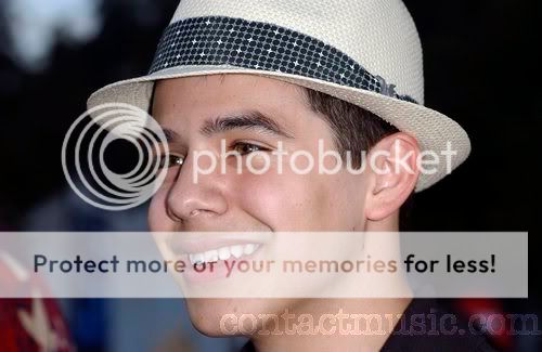 [2008] Wall - E Movie Premiere 21/6 [More from Archuletafans & other sites] David_archuleta_1936550