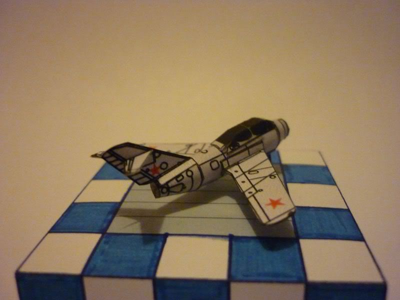 Rawen's and pařan's aircrafts/1:250 - Seite 4 Paran-MiG-15UTI-02