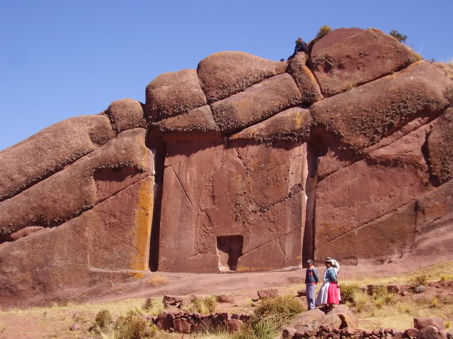 Stargate in Peru ...Jerry Wills. Aramu Muru  Aramu_Muru_doorway_big1