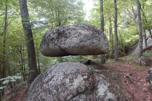 Whoa: Watch Scientists Use Sound Waves to Make Things Levitate Floatingboulder6_zps6757170f