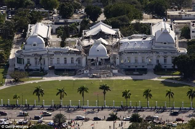 Haiti earthquake: No food, no water... Haiti