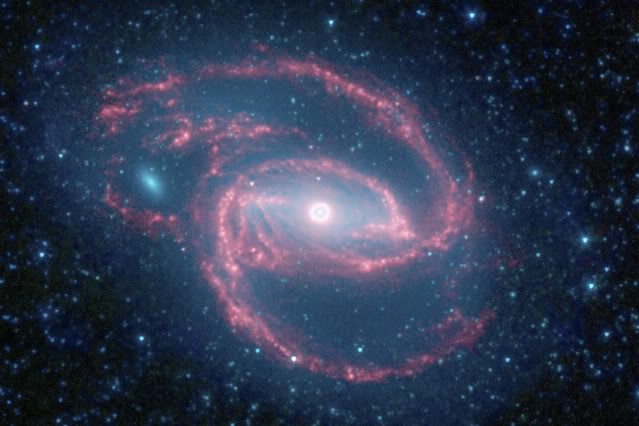 Astronomy Picture of the Day Ngc1097_spitzer