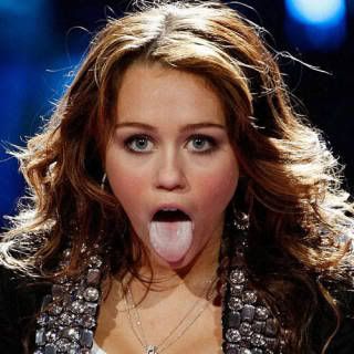 Miley Cyrus y Taylor Lautner entre los más asesinados de Internet 01-1