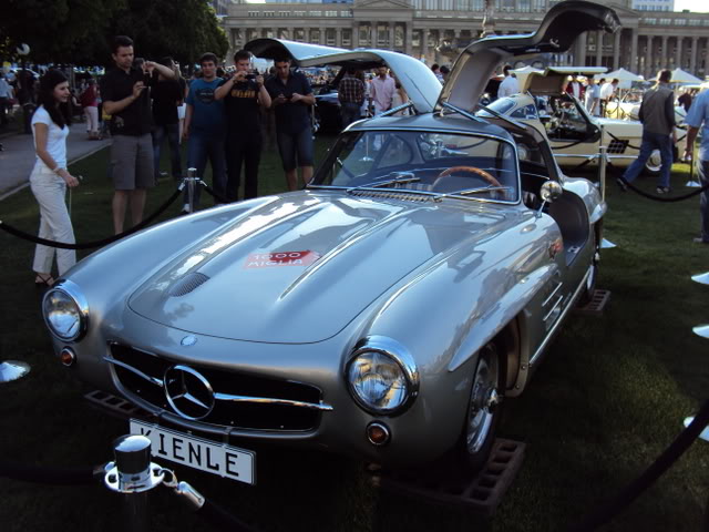 Mercedes 125 anos:Exposição em frente a Castelo em Sttutgard e Museu MB DSC00679