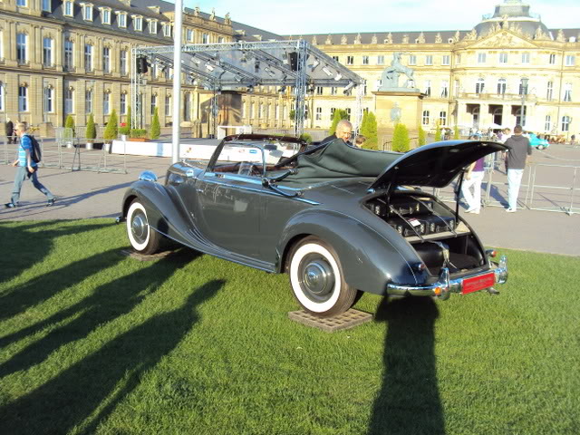 Mercedes 125 anos:Exposição em frente a Castelo em Sttutgard e Museu MB DSC00680
