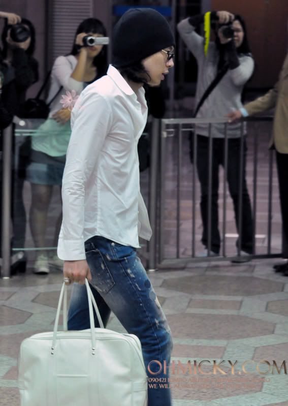 090421 Kimpo Airport 19-1