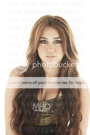 PhotoShoot Miley Cyrus 001-1