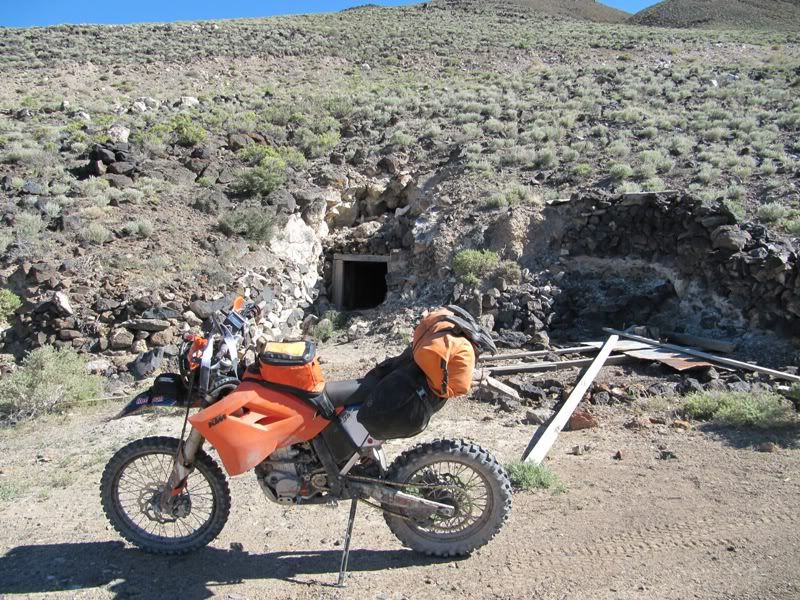 Adventure Is Out There! - 1500 Miles of Desert Fun. Mines, Hot Springs Etc. - Page 2 IMG_1526