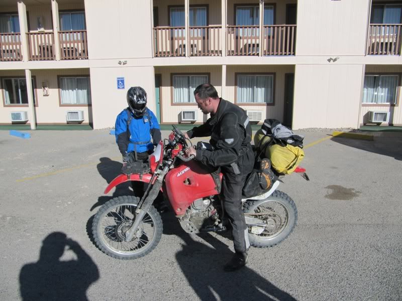 Adventure Is Out There! - 1500 Miles of Desert Fun. Mines, Hot Springs Etc. - Page 2 IMG_1593