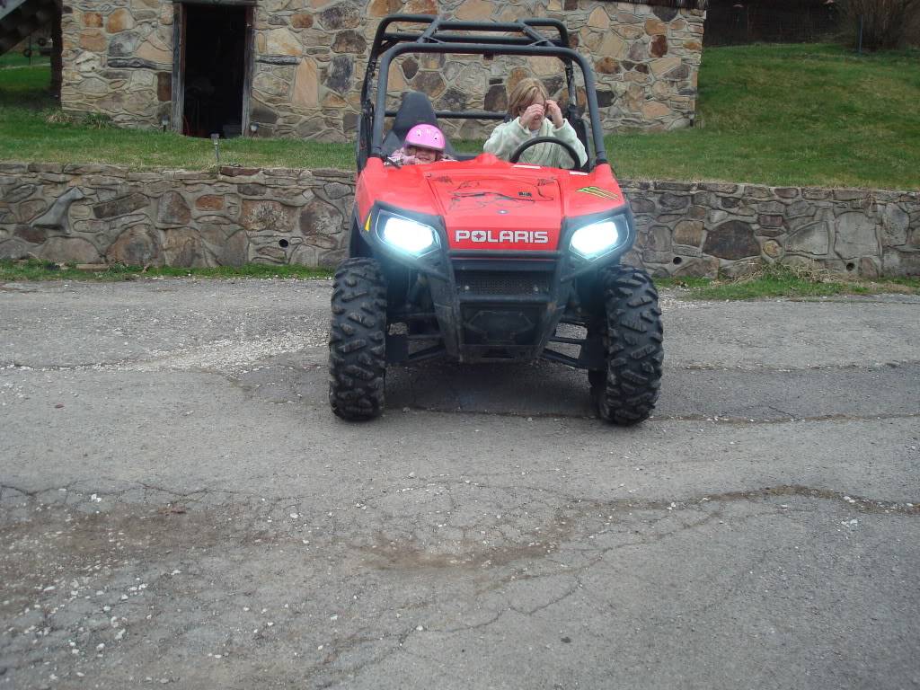 installed my 8k hid's today... 3-21-10hidsrzr020