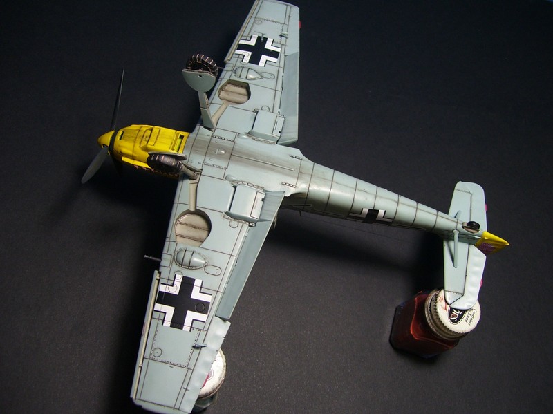 Messerschmitt Bf109 Emil 4/N Adolf Galland (Airfix 1/48) Me109e4AdolfGalland%2013