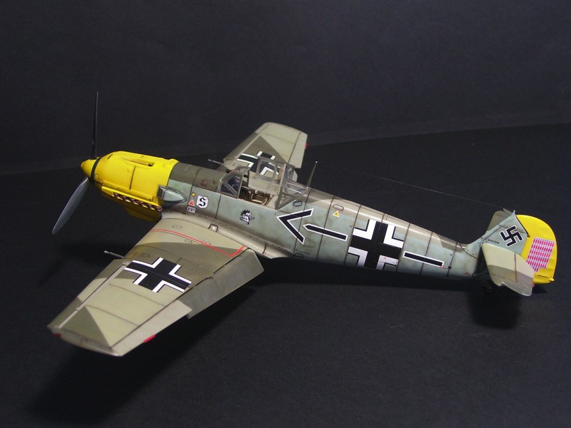 Messerschmitt Bf109 Emil 4/N Adolf Galland (Airfix 1/48) Me109e4AdolfGalland%203