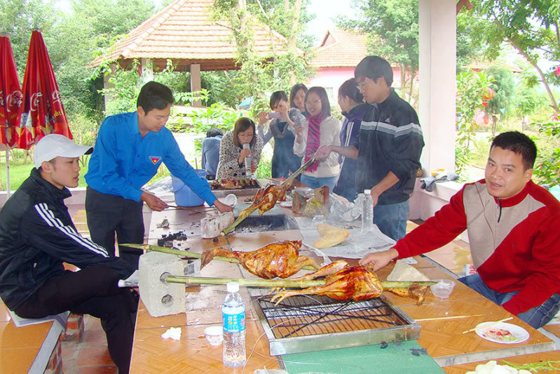 Chi đoàn Khối Ban Đảng và Đoàn thể - dã ngoại ??? DSC07130