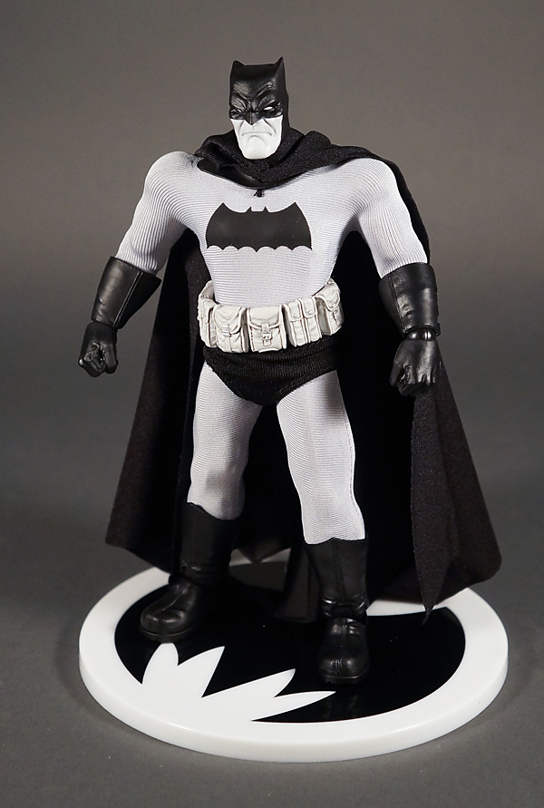 [Mezco] One:12 - Batman the Dark Knight Dkrbw37_zps4hj5xozo