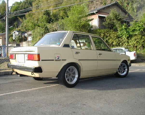 Corolla !! Historique & KE70 special. Ke7113