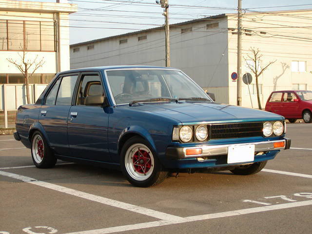 Corolla !! Historique & KE70 special. Ke764