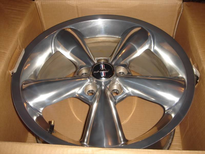 FOR SALE  Stock 18'' Polished Bullit Wheels!!! DSC00525