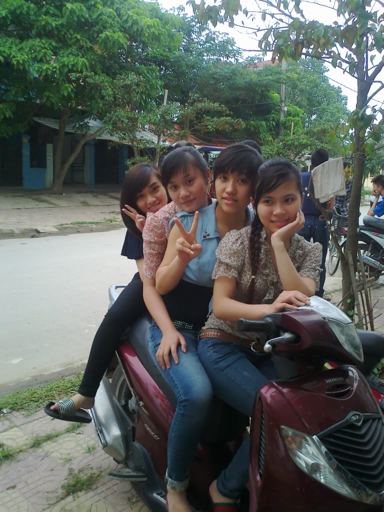 25/05/2011 11h43 Bat Dau Post... Anh o nha Ngoc Dau Sat 24/05/2011.... @@! Hinh0258