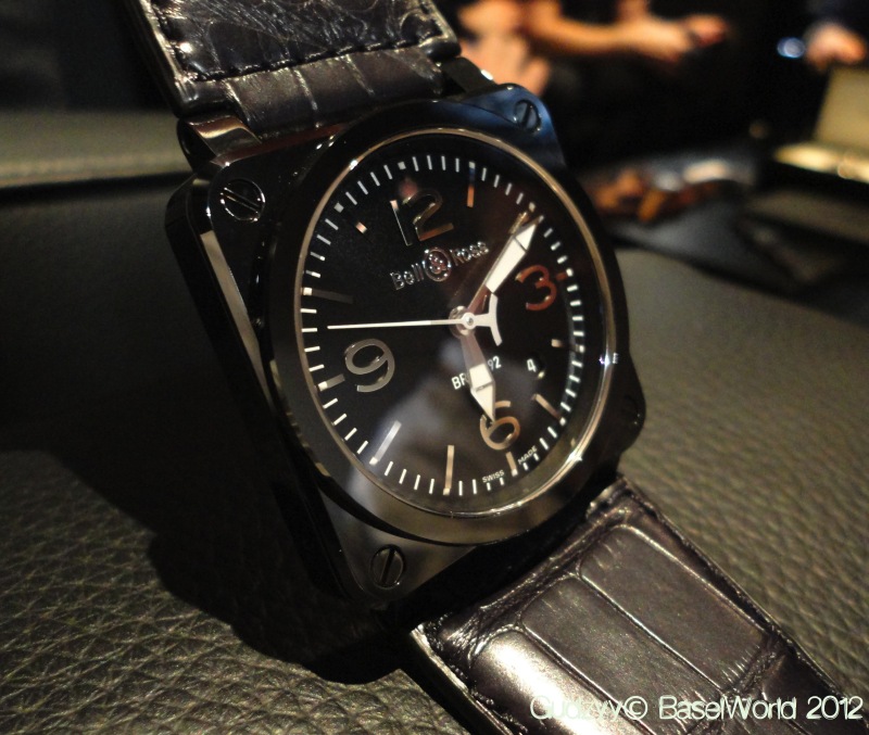 bell ross - BELL&ROSS - BASELWORLD 2012! - Page 3 DSC03033