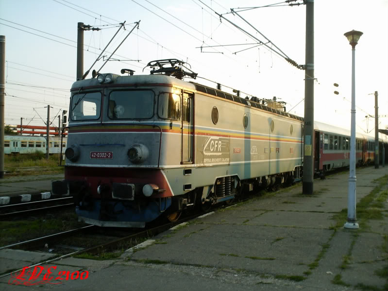 Locomotiva clasa 42 42-0302-2