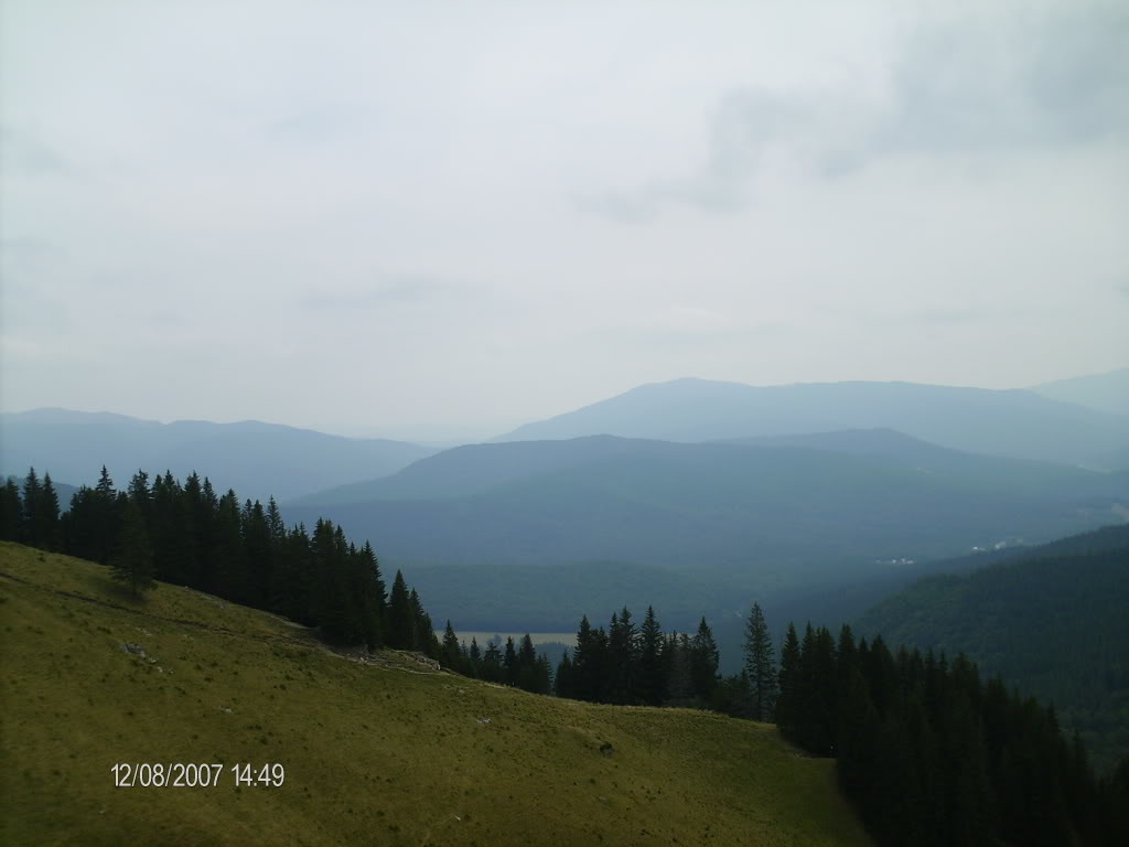 STATIUNI TURISTICE SI BALNEOCLIMATERICE IN CARE SE POATE AJUNGE CU TRENUL Muntelerosu5