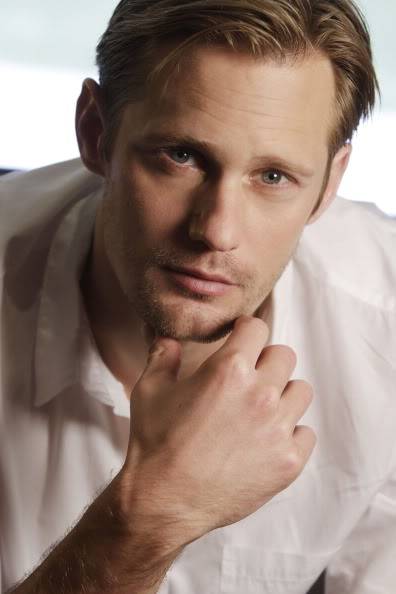 Eric Northman/Alexander Skarsgard - Page 3 Tumblr_m05kwqVnet1r7e95to2_400