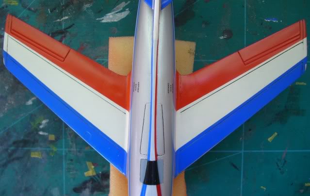 Dassault MD-454 Mystere IV A ''Patrouille de France'' (Revell 1:72) - Page 3 IMG_8171