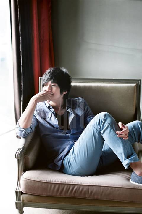 Kim Bum in InStyle – Eco Hazzys, ELLEgirl 201003231022552100_2