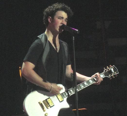 Jonas Brothers ROCKEAN en Puerto Rico Kev0-ptorico-4