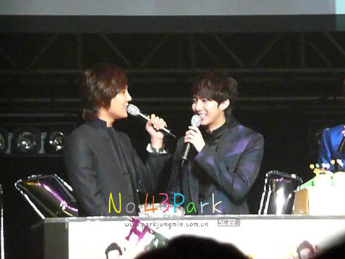 Hyun Jun x Jun Min (cumple de baby) JM_bday_no43park002