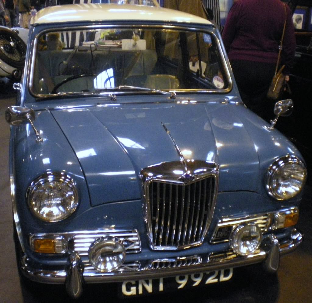 Classic Car Show - NEC, November 2010 IMGP5699