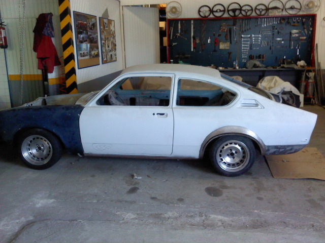 Kadett C coupé 1974...(futura replica GTE) novas fotos... - Página 2 P190812_1845