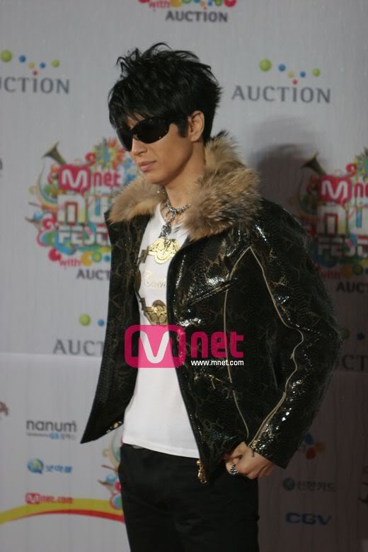 [Photo] Gackt et ses coupes ^^ MnetPhotoGallery20071117-02