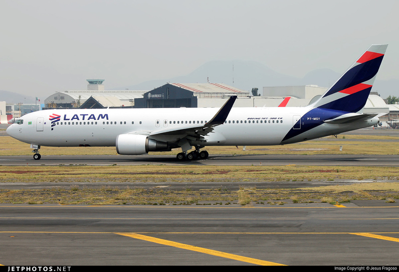 Pintura da Latam - primeiro avião: Boeing 767 50549_1461881877_zpseic00i8j