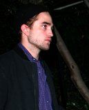 Robsten - Imagenes/Videos de Paparazzi / Estudio/ Eventos etc. Th_RPattinsonKStewart100310_18