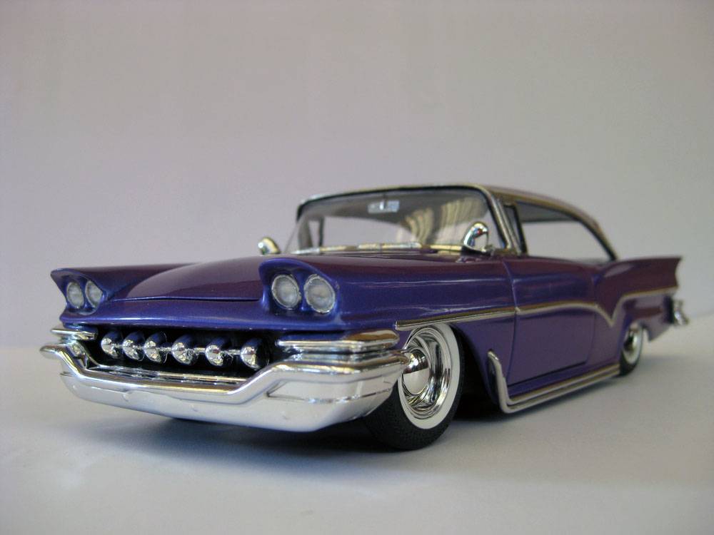 The Faux Par – ’57 Ford Kustom  IMG_9114PS