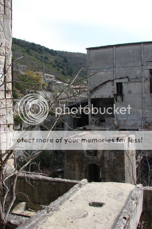 talije  nekadanji silos za pretovar ugljena (separacija) KrcalisteStalije050