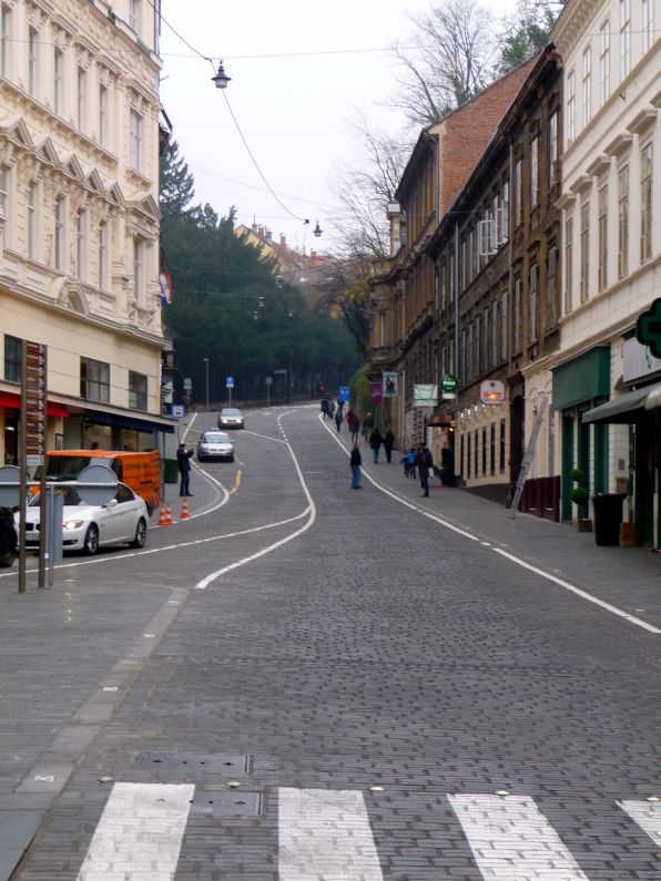 Kako sam s rijekim maketarima i Damirievom sestrom bio na sajmu KMZ u Zagrebu (29.11.2014.) KZMZ14-045