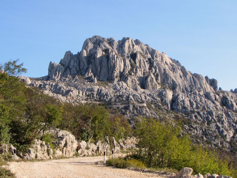 Preko Velebita pa od Graaca do Knina JuzniVelebit018