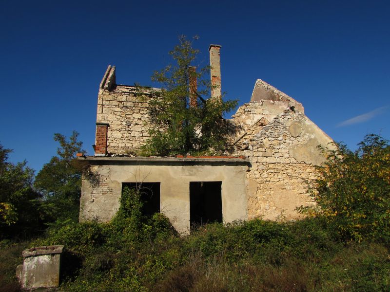 Preko Velebita pa od Graaca do Knina StajalistePribudic10