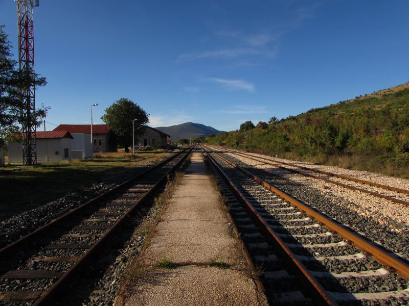 Preko Velebita pa od Graaca do Knina StanicaPadjene005