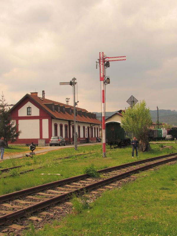 Rijeko-goranski desant na Poun i Donju Austriju - Page 2 ZeljeznickiBT033