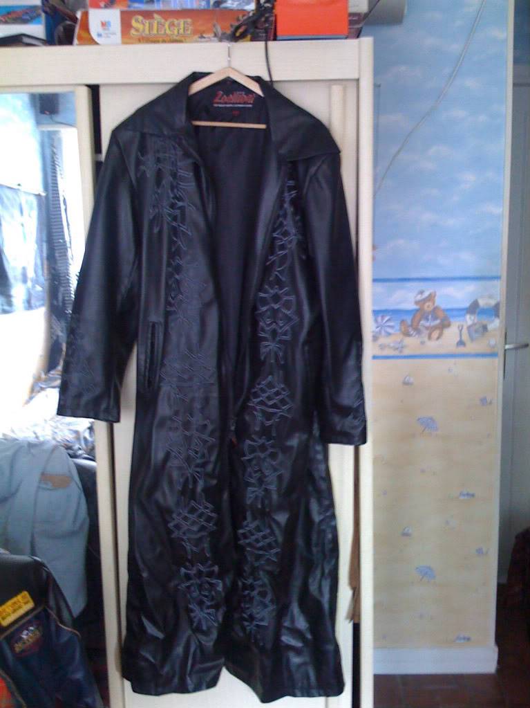 Vends manteau cuir type Underworld Lotus350