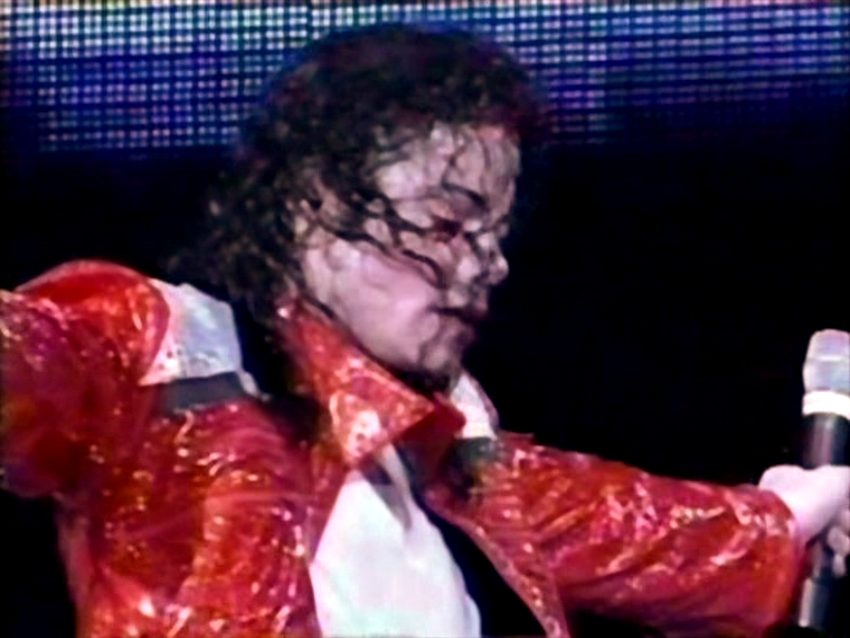 Live HIStory World Tour 1996 in Brunei - Versão Definitiva Vlcsnap-2009-12-25-23h00m47s99