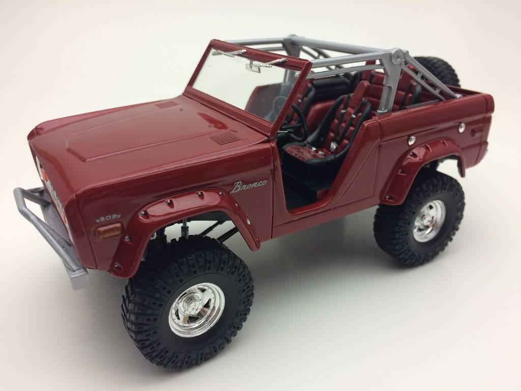 ford early bronco IMG_1425_zps9emwkzoh