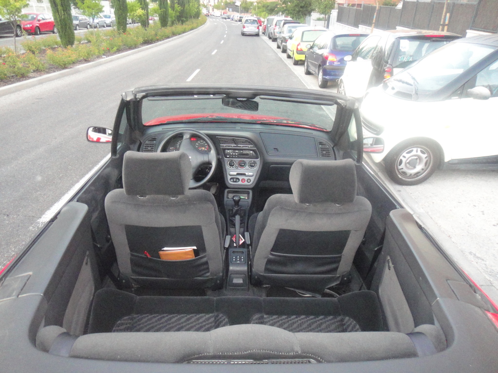 [ SE VENDE ] Peugeot 306 cabrio Pininfarina 1,6i rojo DSC00764